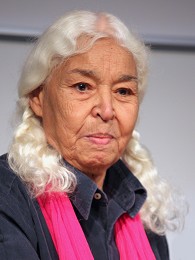 Poträttbild av Nawal El Saadawi