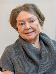 Poträttbild av Dorrit Willumsen