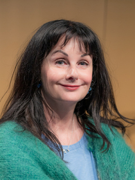 Poträttbild av Marian Keyes