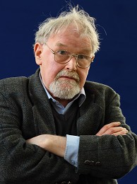 Poträttbild av Alasdair Gray