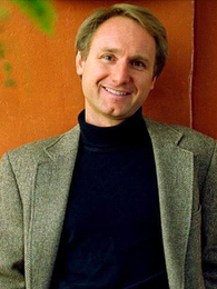 Portrait image of Dan Brown