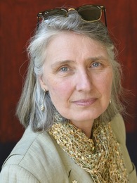 Porträttbild av Louise Penny